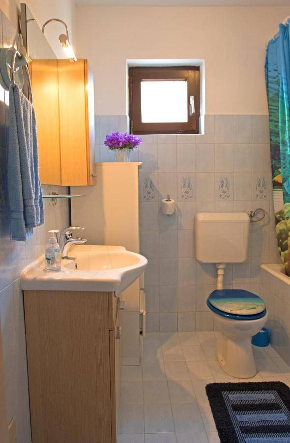 Apartman Mirna Rovinj Luaran gambar